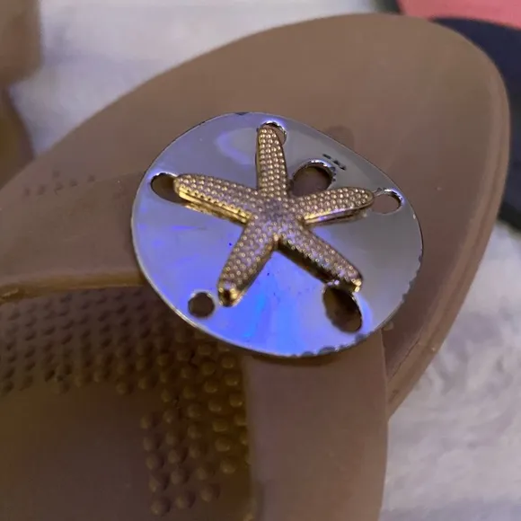 2 pair Okabashi Oka b flip flops size L (women’s 10-11)