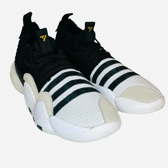 Adidas Trae Young 2 Casual Basketball Shoe Black/White H06477 Men's Size 7.5