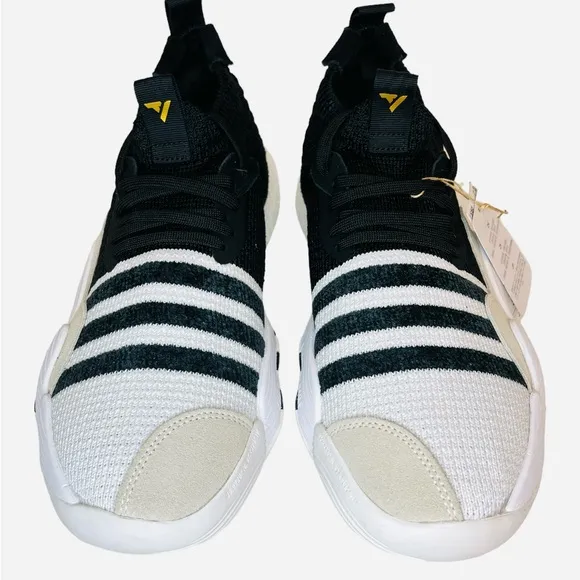 Adidas Trae Young 2 Casual Basketball Shoe Black/White H06477 Men's Size 7.5