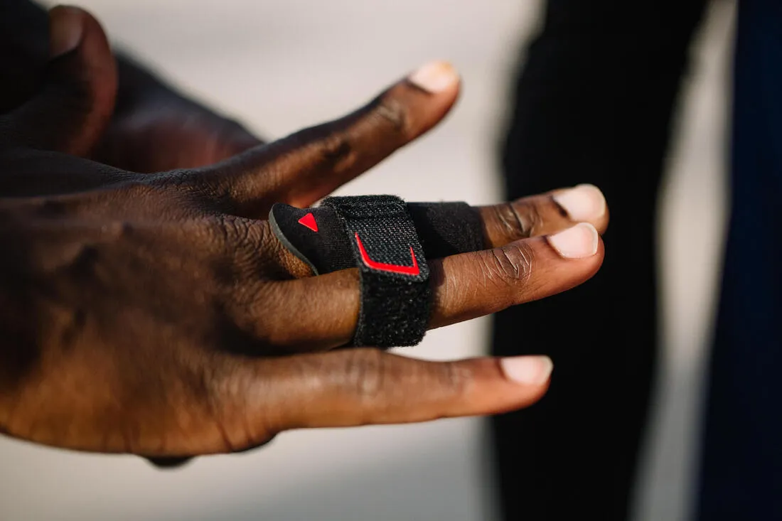 Adult Finger Support and Protect NBA Strong 500 - Black