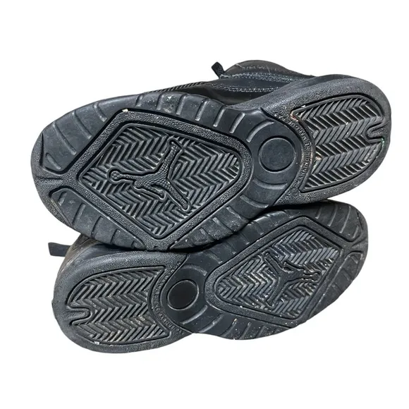 Air Jordan B'Loyal Nike Mid-Hi Triple Black Leather Kids Size 11 C