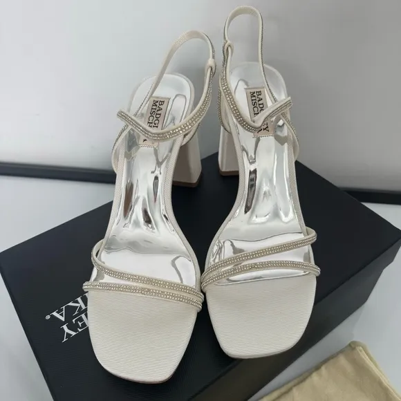 Badgley Mischka Rebekah Metallic Block-Heel Sandals Size 9 NWT