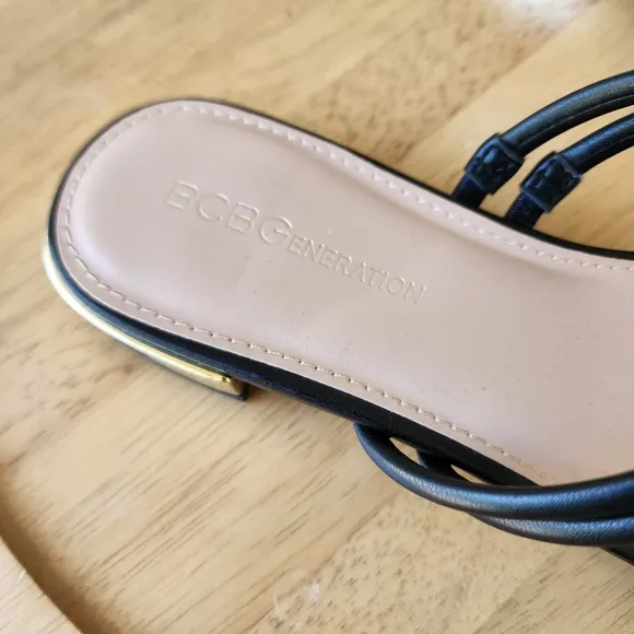 BCBGeneration Dexti sandals size 7.5