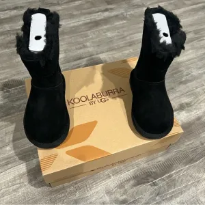 Black Ugg boots size 9 toddler/little kid