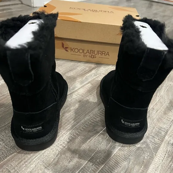 Black Ugg boots size 9 toddler/little kid