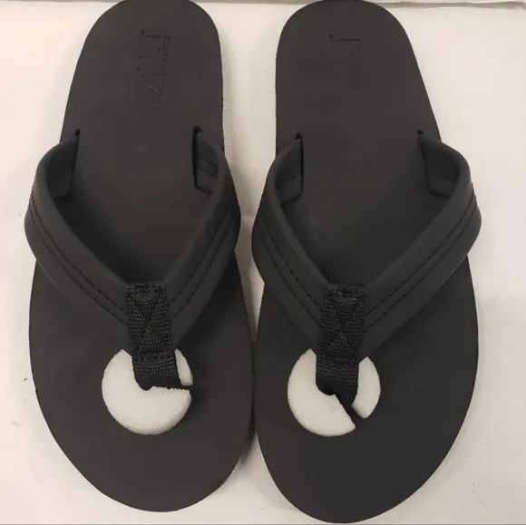BYLT premium basics Black flip flops size 10 New