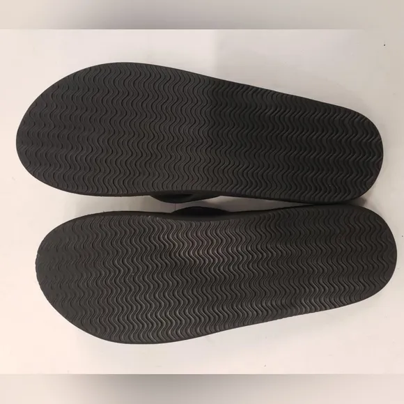 BYLT premium basics Black flip flops size 10 New