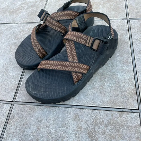 Chaco men’s  stripe sandals