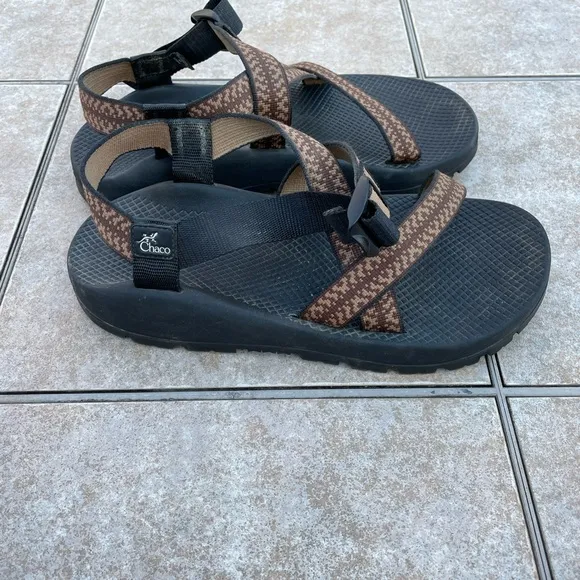 Chaco men’s  stripe sandals