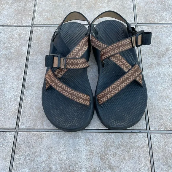 Chaco men’s  stripe sandals