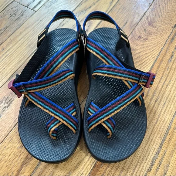 Chaco Z/2 Classic Sandal in Scoop Nugget Size 10