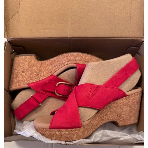 Clarks Women's Size 6 Red Giselle Dove Wedge Cork Sandal NWB