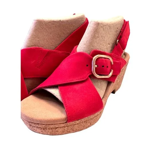 Clarks Women's Size 6 Red Giselle Dove Wedge Cork Sandal NWB