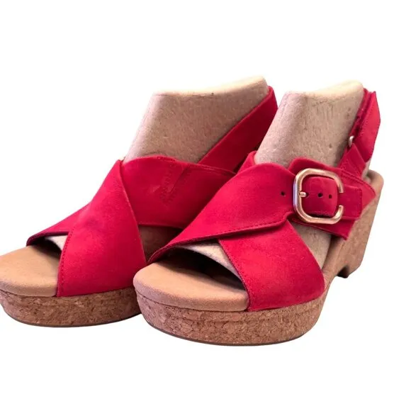 Clarks Women's Size 6 Red Giselle Dove Wedge Cork Sandal NWB