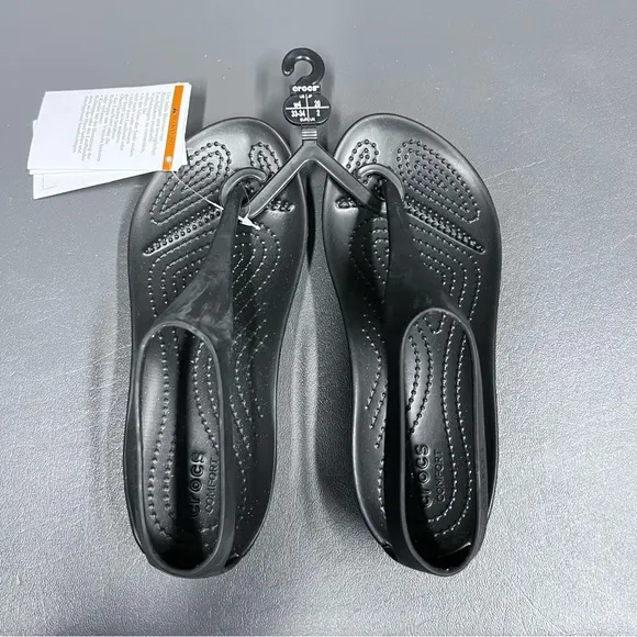 Crocs Women's Serena Flip Flops Size 4