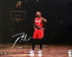 Damian Lillard Portland Trail Blazers Signed On Court 16x20 Photo JSA / USA SM