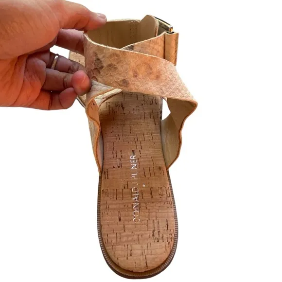 Donald J Pliner natural cork sandals size 7.5&quot;