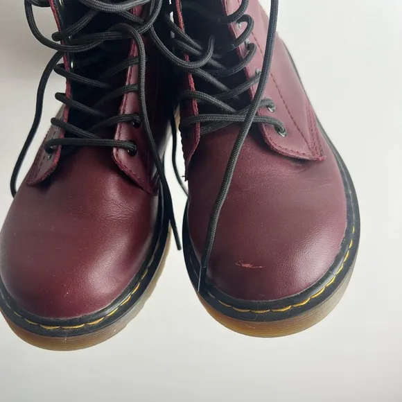 Dr. martens boots size little kids size 2 burgundy color
