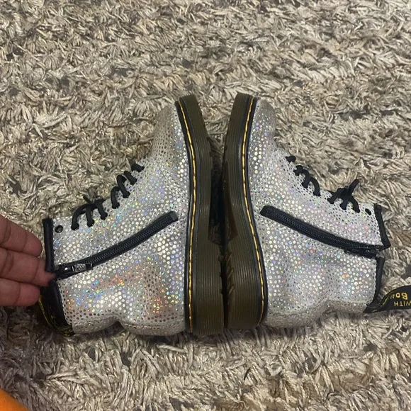Dr. Martens girls silver 1460T boots great condition