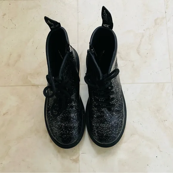 Dr. Martens Junior 1460 Black Cosmic Silver Glitter Lace Up Zipper Boots size 2