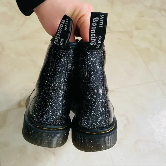 Dr. Martens Junior 1460 Black Cosmic Silver Glitter Lace Up Zipper Boots size 2
