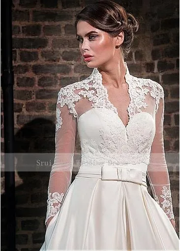 Elegant Sweetheart Satin Wedding Dress with Jacket Long Sleeve Floor Length