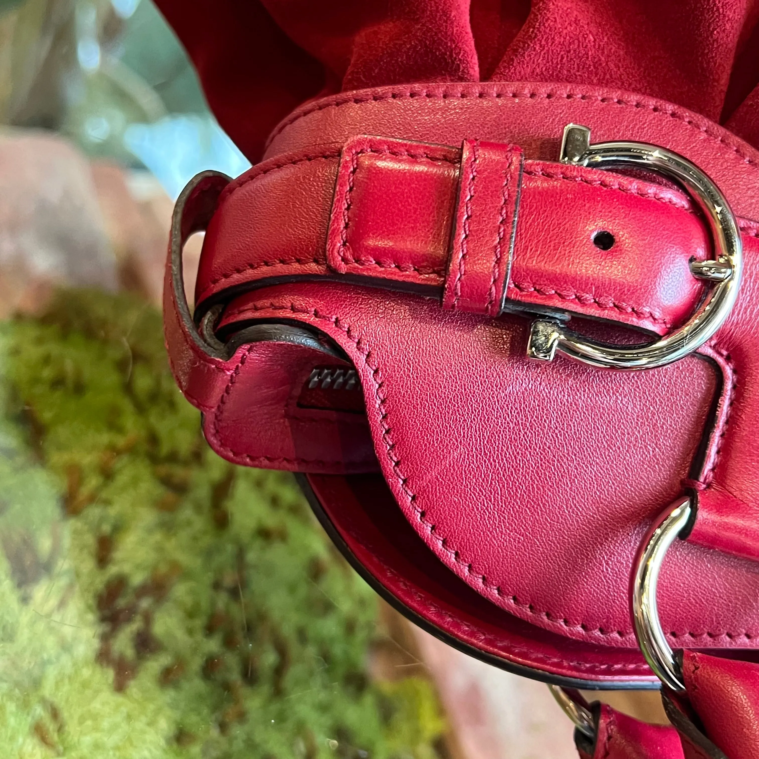 FERRAGAMO Red Suede Gancini Shoulder Bag TS3863