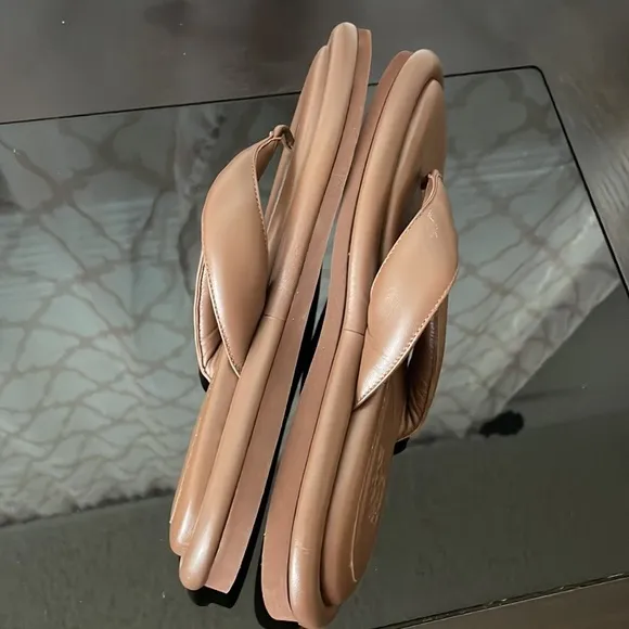 Gia Borghini Leather Thong Flip Flops