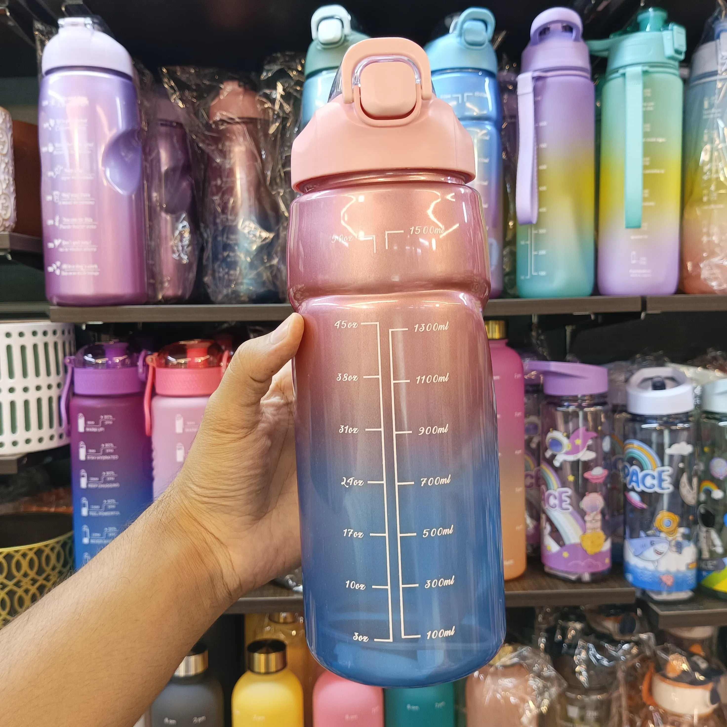 Gradient Time-Marked Tritan Water Bottle with Flip Straw Lid (1500ml)