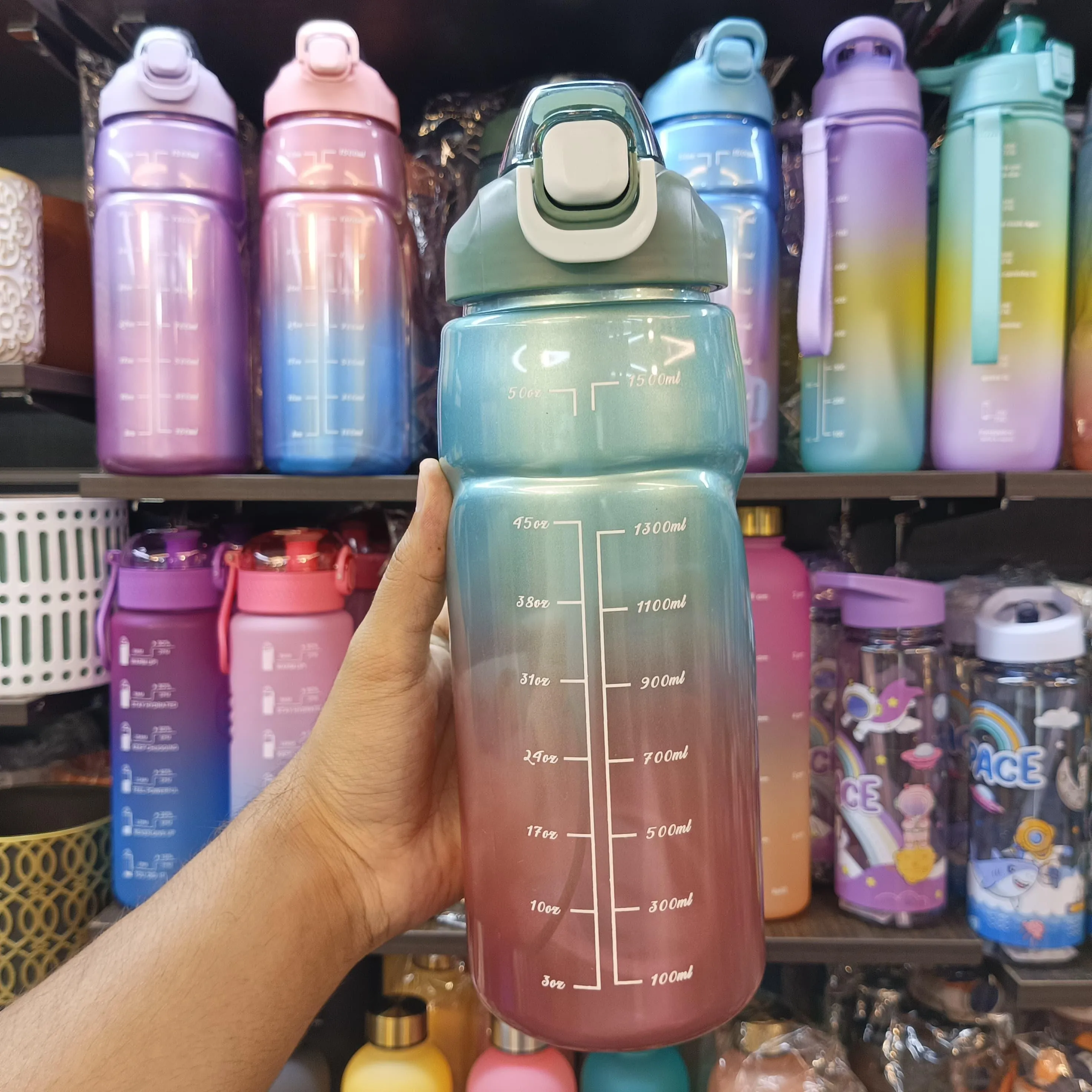 Gradient Time-Marked Tritan Water Bottle with Flip Straw Lid (1500ml)