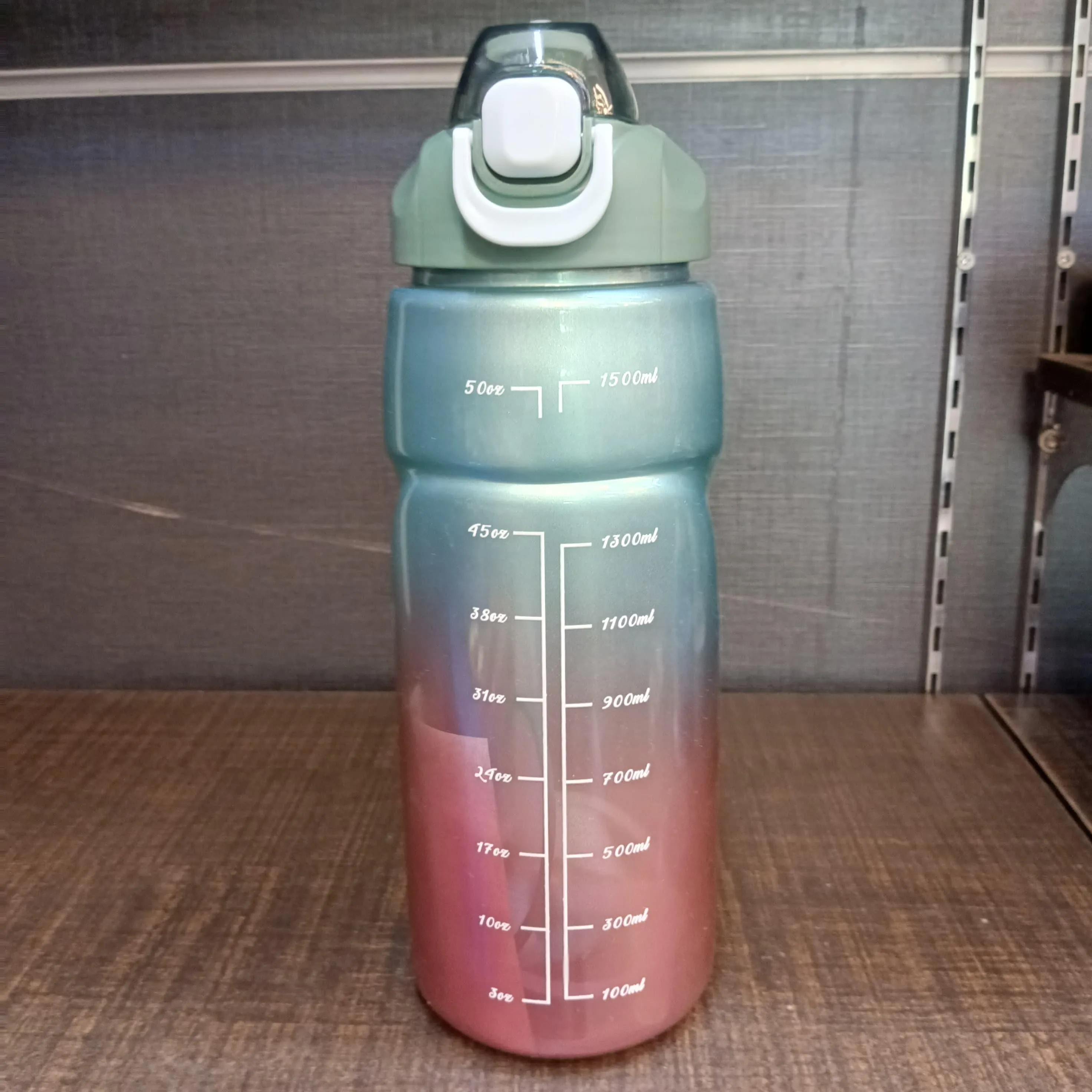 Gradient Time-Marked Tritan Water Bottle with Flip Straw Lid (1500ml)