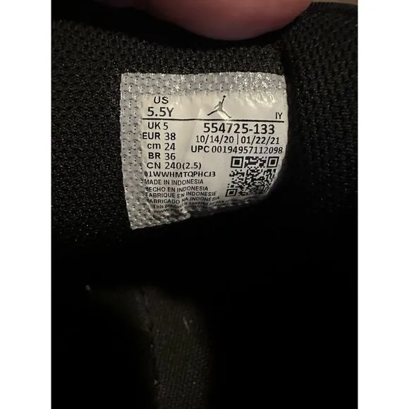 Jordan 1 Mid - Arctic Orange black Toe (GS), Youth Size 5.5