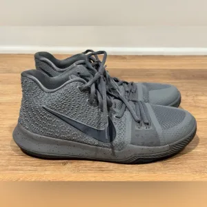 Kyrie 3 GS 'Cool Grey' Size 7Y