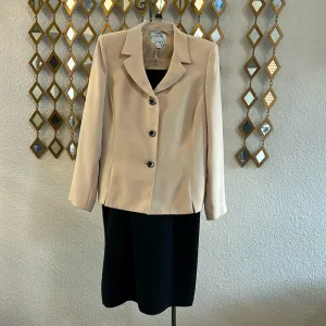 Le Suit Skit Suit
