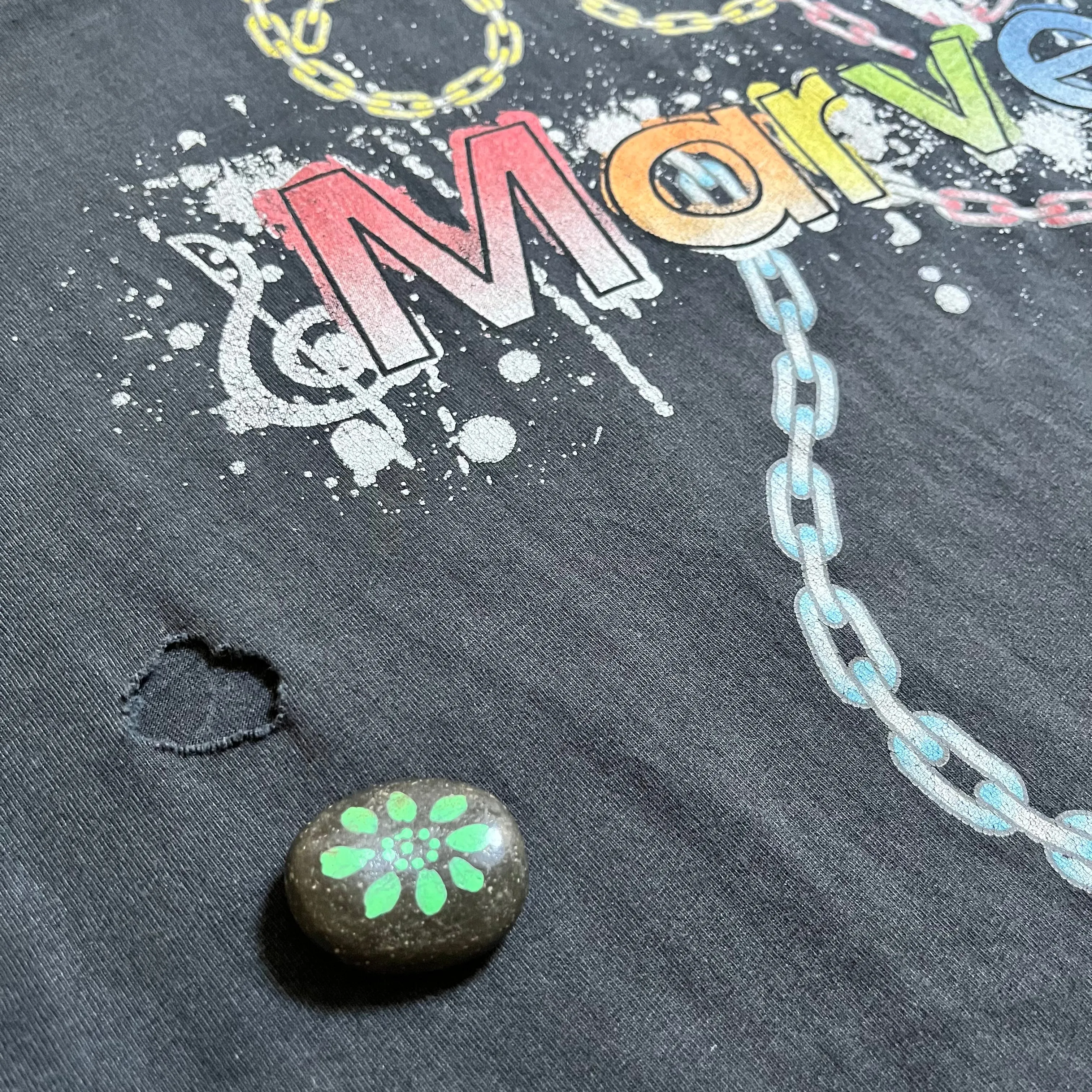 Marvel Multi-Color Graphic Hulk and Chain Tee