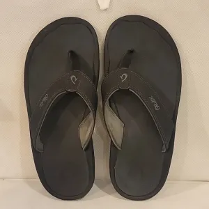 MEN'S OLUKAI BLACK SANDALS‎ FLIP FLOPS (sz 13)