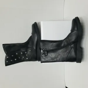 Naturino Studded Girls Black Boots