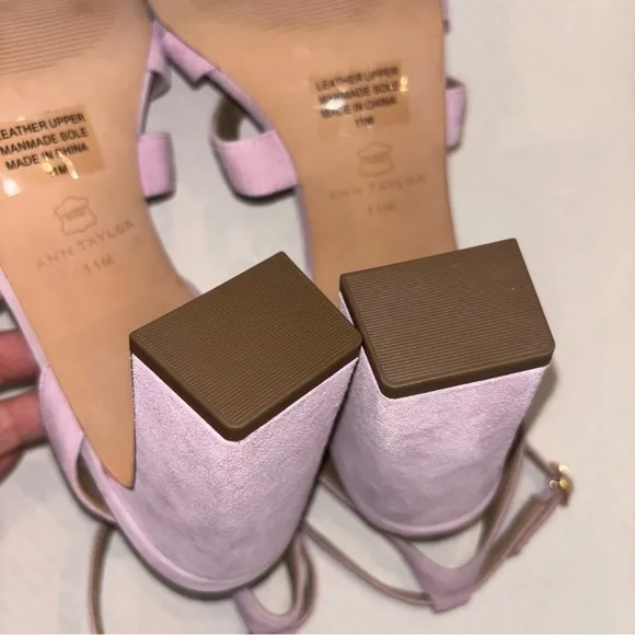 NEW Ann Taylor Annetta Suede Huarache block heel sandals Light Purple‎ size 11