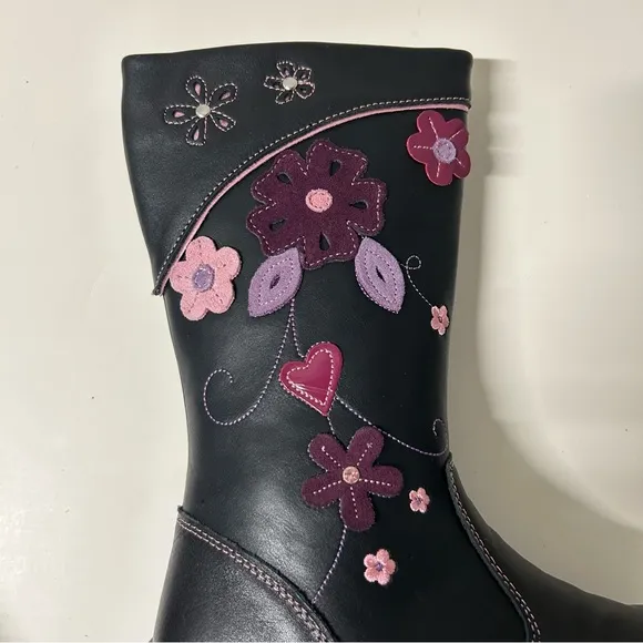 NEW BEEKO Betsey Black Boots Little Girls Sz 2 Floral Leather Stitching,Side-Zip