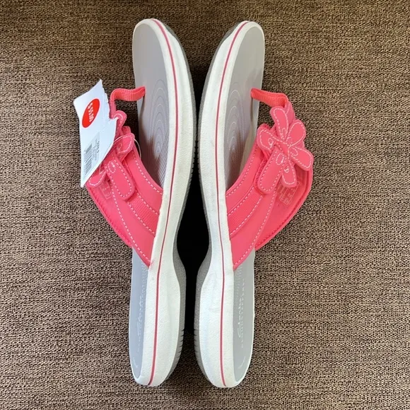 New Clarks Brinkley Cloud Stepper Flora Flip-Flop Women’s Size 9 in Bright Coral