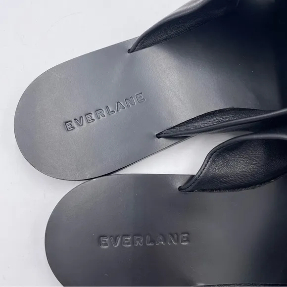 NEW Everlane Black Leather Day Crossover Sandal in Size 7.5