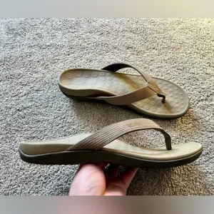 New Vionic 44Wave Beige/Tan Men’s Size 13 Thong Flip Flops Sandals