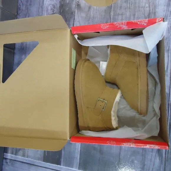 NIB. SIZE 10(toddler kids). Pawz by Bearpaw Amy kids genuine suede bootie boots.