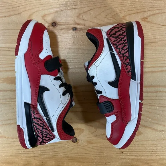 Nike Air Jordan Legacy 312 Low Basketball  Shoes CD9055-116Kids 11.5Red White