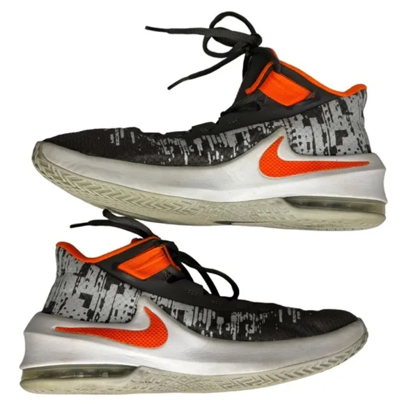 Nike Air Max Sneaker Shoes Infuriate II Boys Size 5 Youth Gray Orange Basketball