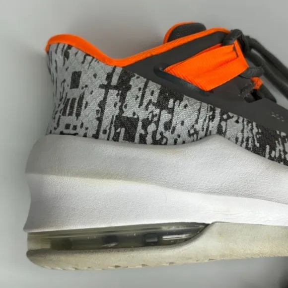 Nike Air Max Sneaker Shoes Infuriate II Boys Size 5 Youth Gray Orange Basketball