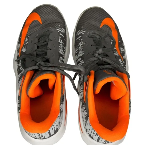Nike Air Max Sneaker Shoes Infuriate II Boys Size 5 Youth Gray Orange Basketball