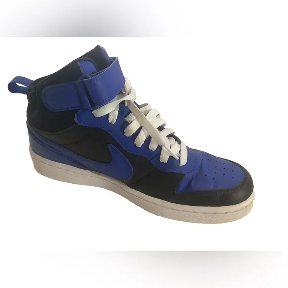 Nike Court Borough  Basketball Shoes Big Boy Size 6.5Y, CD8872-001