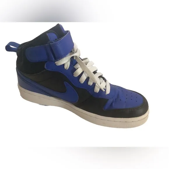 Nike Court Borough  Basketball Shoes Big Boy Size 6.5Y, CD8872-001
