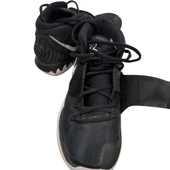 Nike Kyrie 6 Basketball Shoes Sz 6.5Y Black